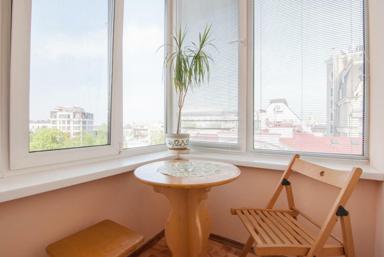 Home Hotel Apartments On Mykhailivska Square - Kiev エクステリア 写真